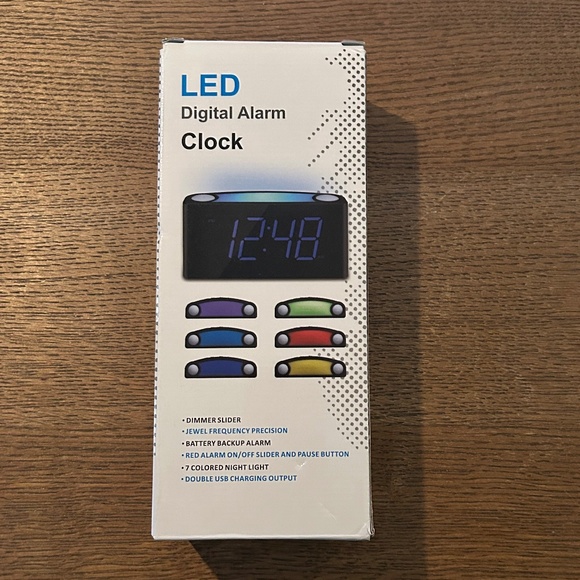 LED Digital Alarm Clock - Picture 1 of 3